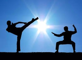 勇士艰难逆转雄鹿，三大亮点一处隐忧尽显团队进步